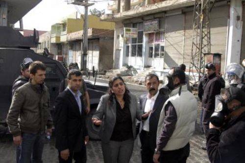 BDP'li Vekil, başkomisere tokat attı / BDP'li Vekil, başkomisere tokat attı /