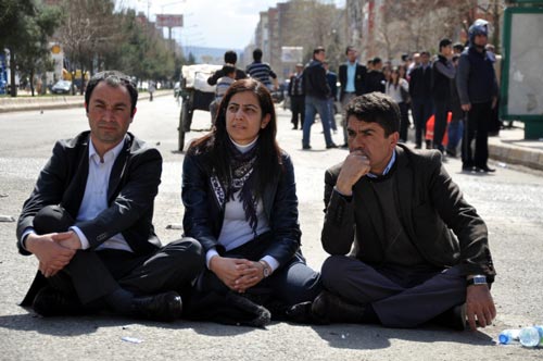 BDP'lilerin eylemi 2 ilde başladı- BDP'lilerin eylemi 2 ilde başladı-