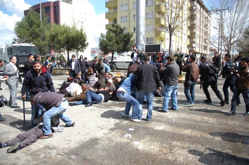 BDP'lilerin eylemi 2 ilde başladı- BDP'lilerin eylemi 2 ilde başladı-