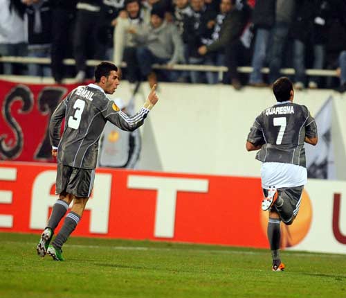 Beşiktaş, evinde Kiev karşısında dağıldı