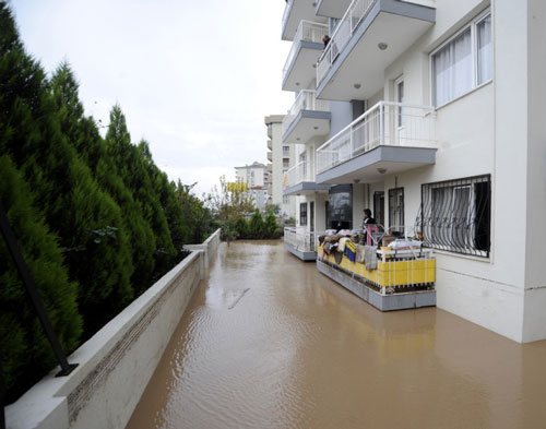 Burası Venedik değil, İzmir -