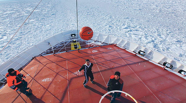 Buz tutan denizde 21 gün yolculuk-/