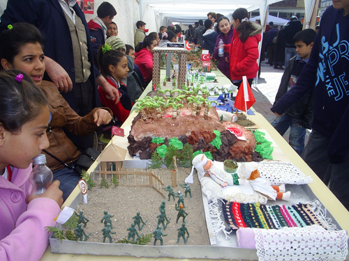 Çanakkale ruhunu makete işlediler/