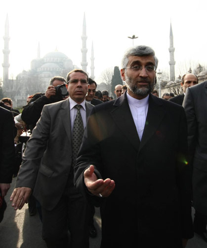 Çırağan'daki müzakere bilmecesine namaz arası- Çırağan'daki müzakere bilmecesine namaz arası-