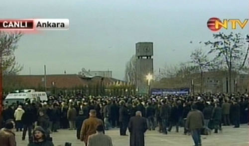 Erbakan'a ilk cenaze namazı CANLI İZLE Erbakan'a ilk cenaze namazı CANLI İZLE