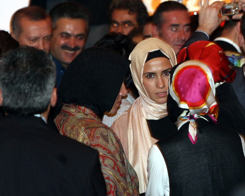 Erdoğan'a mederatörlük yaptıracaklar Erdoğan'a mederatörlük yaptıracaklar