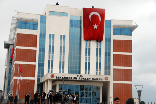 Erdoğan'dan yargıya: Hızlı olun Erdoğan'dan yargıya: Hızlı olun
