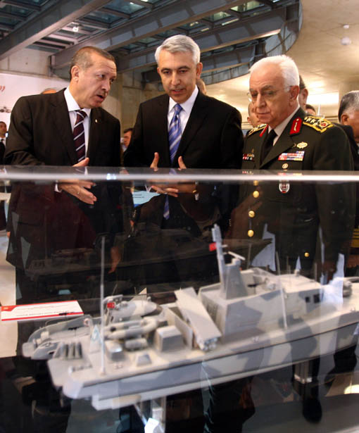 Erdoğan ve Işık Koşaner SSM sergisinde GALERİ Erdoğan ve Işık Koşaner SSM sergisinde GALERİ
