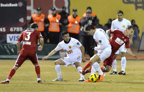 Eskişehirspor, 90+3'te galibiyete uzandı!