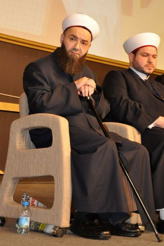 Fadıl Akgündüz'ün cübbe ve sarık sırrı Fadıl Akgündüz'ün cübbe ve sarık sırrı