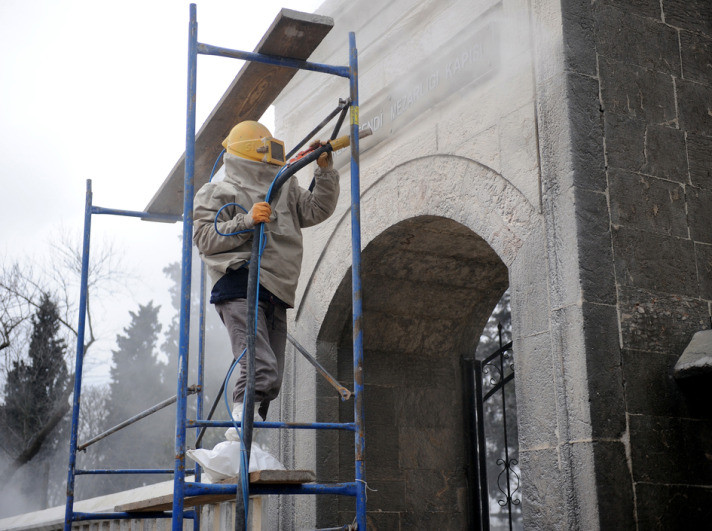 Fatih Camii Erbakan için hazırlanıyor