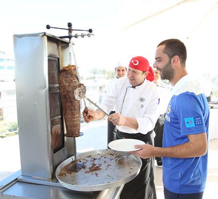 Fenerbahçe'de barbekü partisi /