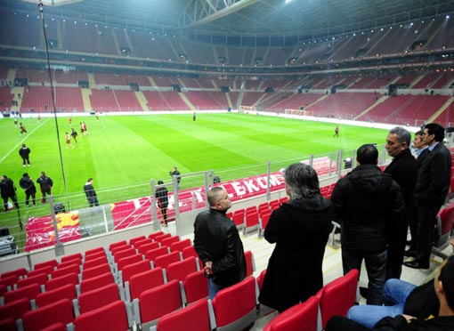 G.Saray'ın TT Arena'da ilk idmanı