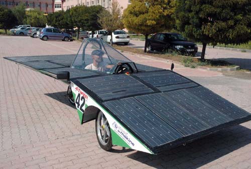 Güneş enerjisiyle çalışan oto: UMAY Güneş enerjisiyle çalışan oto: UMAY