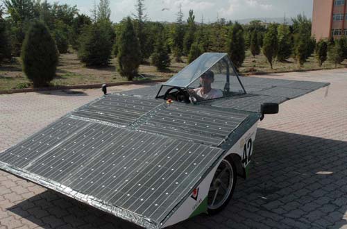 Güneş enerjisiyle çalışan oto: UMAY Güneş enerjisiyle çalışan oto: UMAY