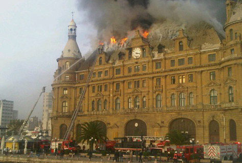 Haydarpaşa Garı kül oluyor CANLI İZLE