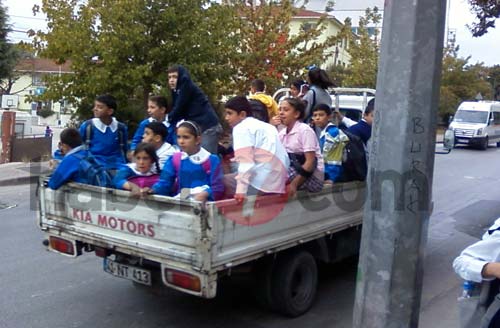 Karpuz kamyonu değil örenci servisi