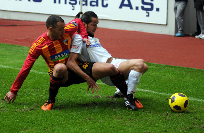 Kayserispor'a 'Emir' büyük yerden: 2-0