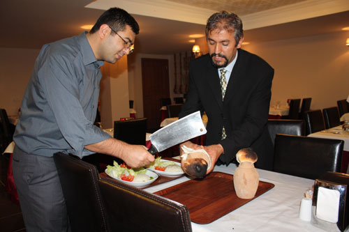 Kebap uğruna testiyi kırdık tiride bandık Kebap uğruna testiyi kırdık tiride bandık
