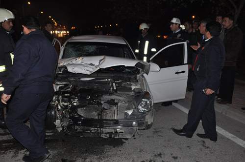 Konya'da feci kaza: 2'si ağır 4 yaralı Konya'da feci kaza: 2'si ağır 4 yaralı