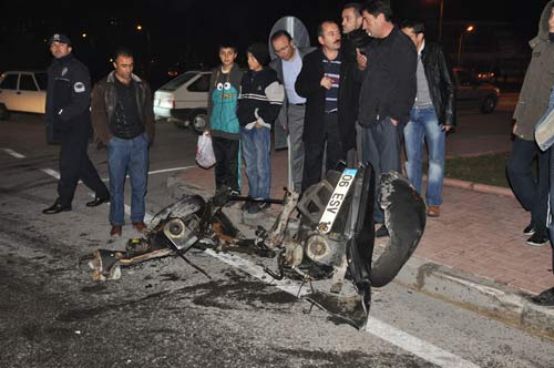 Konya'da feci kaza: 2'si ağır 4 yaralı Konya'da feci kaza: 2'si ağır 4 yaralı