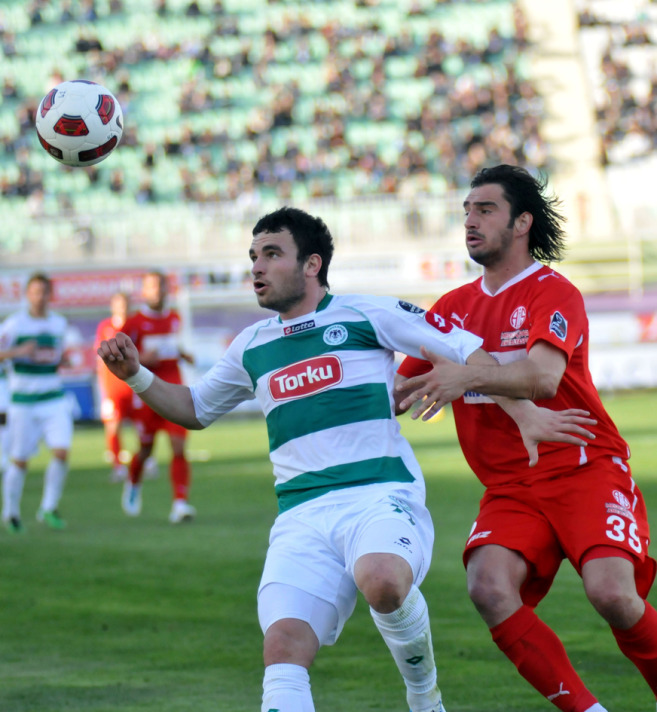 Konya'da puanlar paylaşıldı: 0-0 Konya'da puanlar paylaşıldı: 0-0