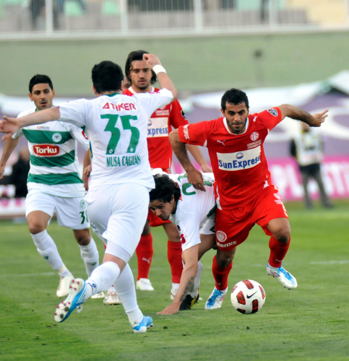 Konya'da puanlar paylaşıldı: 0-0 Konya'da puanlar paylaşıldı: 0-0