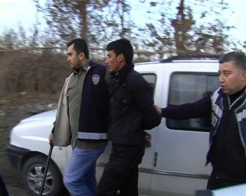 Köylülerin su yolu kavgası: 1 ölü VİDEO Köylülerin su yolu kavgası: 1 ölü VİDEO