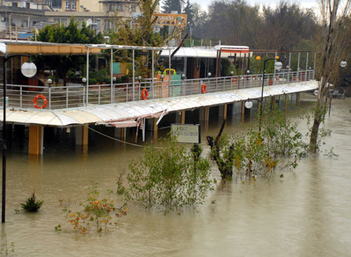 Manavgat şelalesi yok oldu /