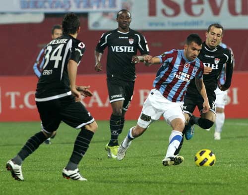 Trabzon Manisa'dan rövanşı aldı
