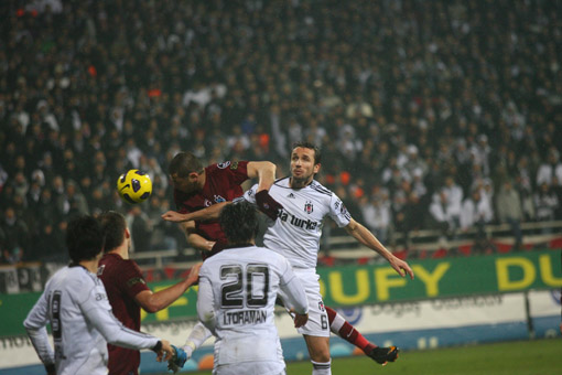 Trabzonspor, Beşiktaş'tan 3 puanı kaptı