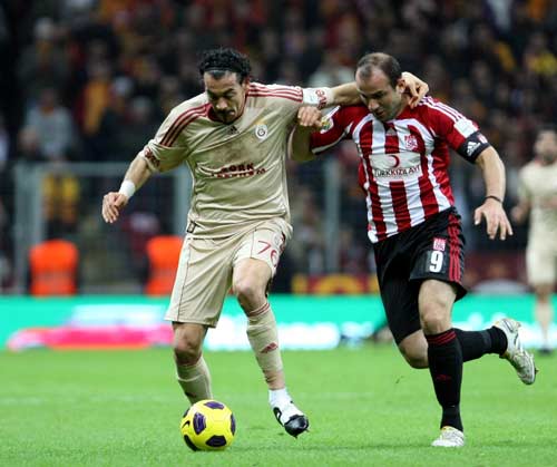 Türk Telekom Arena'da 2. yarı! / CANLI