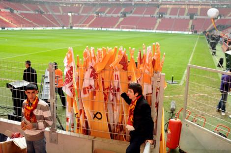 Türk futbolunda tarihi açılış! / Türk futbolunda tarihi açılış! /
