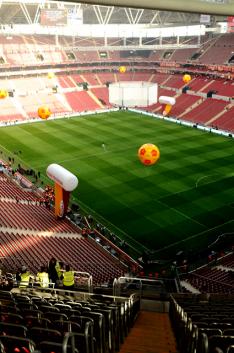 Türk futbolunda tarihi açılış! / Türk futbolunda tarihi açılış! /