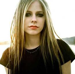 Avril  Lavigne (Avril  Lavigne  Kimdir? - Hakkında - Hayatı)