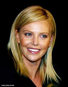 Charlize  Theron (Charlize  Theron  Kimdir? - Hakkında - Hayatı)