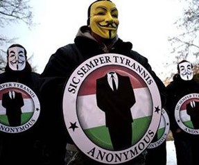 Anonymous bu kez İngiltere'yi hackledi! 