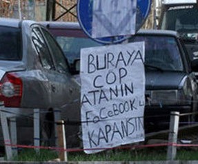 Buraya çöp dökenin Facebook'u kapansın
