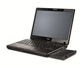 Fujitsu, dizüstüne projektör ekledi!