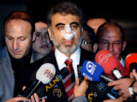 Bakan Yıldız'a yumruk atana 1.5 yıl hapis