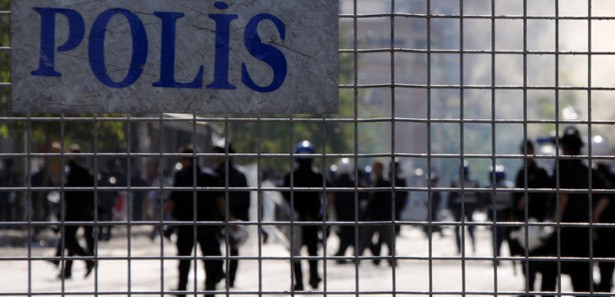 Cizre'de şüpheli araç alarmı