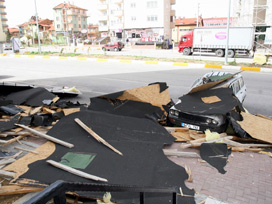 Fırtına bir çok ilde hayatı felç etti!