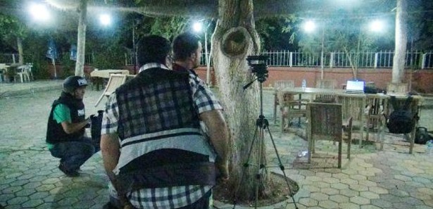 Gündüz dinlenip gece savaşıyorlar