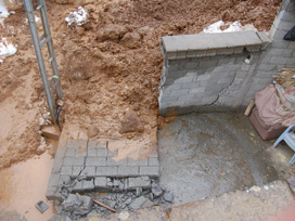 Heyelan nedeniyle 3 ev boşaltıldı