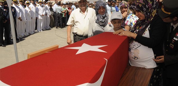 Kaza kurbanı uzman çavuş son yolculuğuna uğurlandı