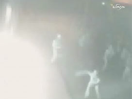 Polise molotof atan çocuk tutuklandı