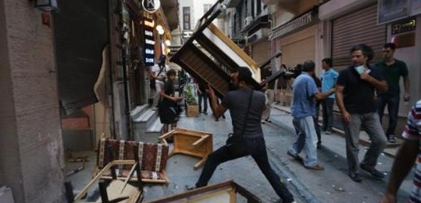 Taksim'de polis müdahalesi