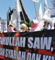 Endonezya'da ABD Büyükelçiliği önünde çatışma