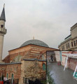 Fatih'teki tarihi camiyi su bastı