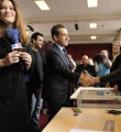 Sarkozy ve Hollande ikinci tura kaldı
